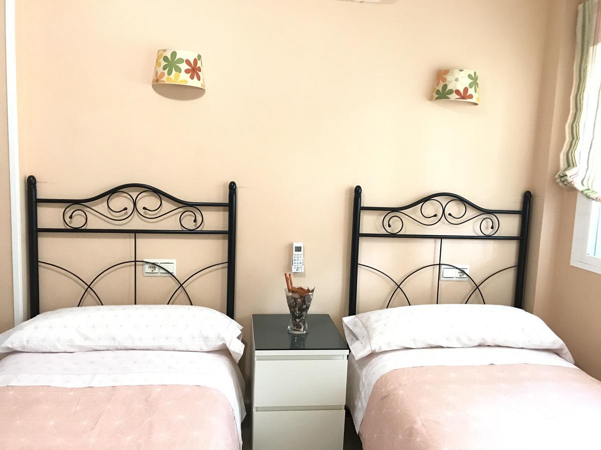 Apartamento Holidays On The Beach Torremolinos Exteriér fotografie